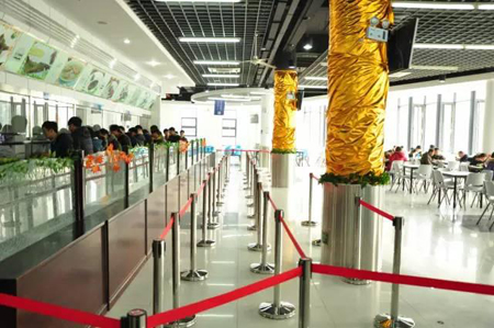 盤餐還是自助餐？這樣的食堂你喜歡嗎？