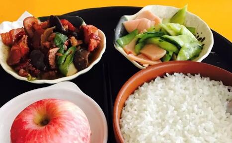 這是承包的飯堂，那些飯堂背后的故事