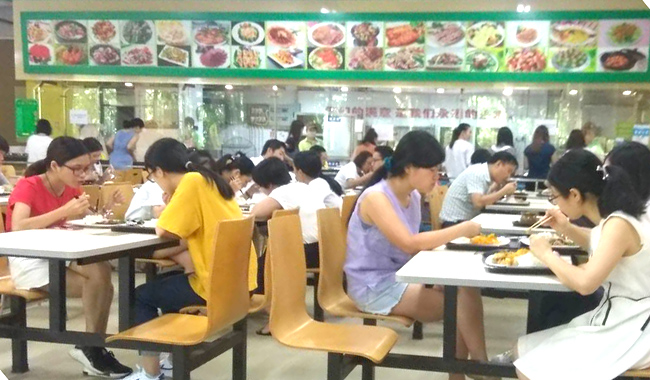 抓住食堂承包行業(yè)機遇，加強蔬菜配送服務(wù) 吃出健康  