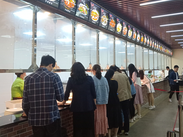 食堂承包業內資深人士講述如何管理好大食堂